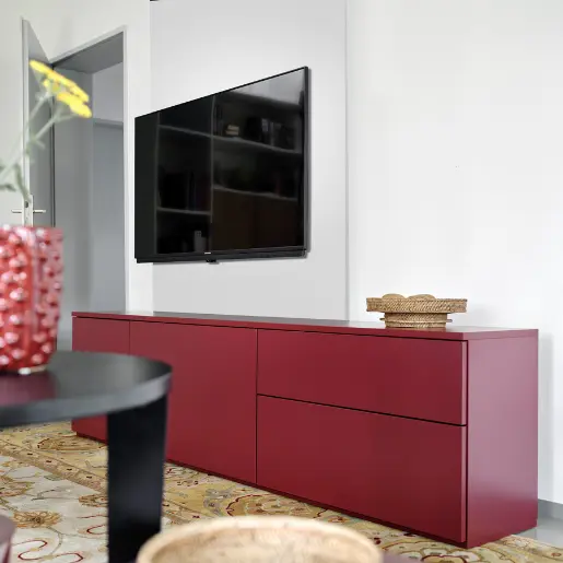 Sidebaord in der Trendfarbe rusty red